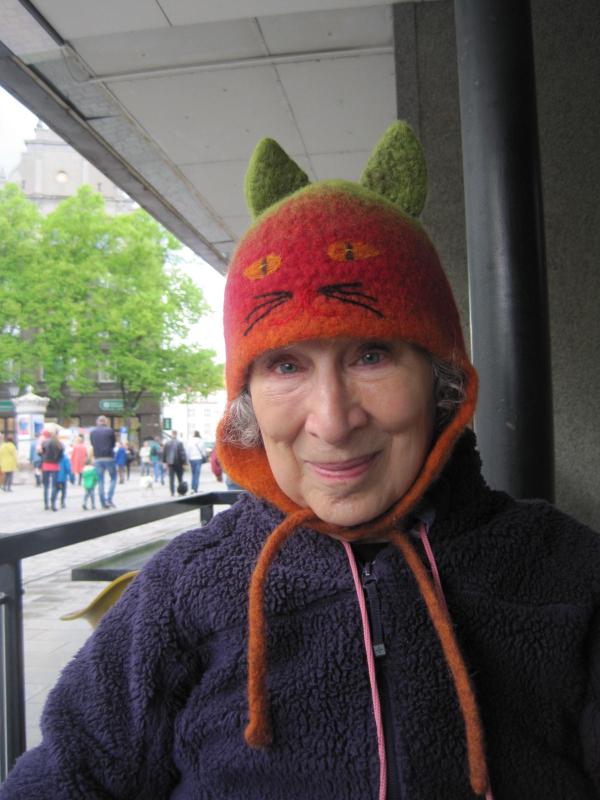 Margaret Atwood i katthatt