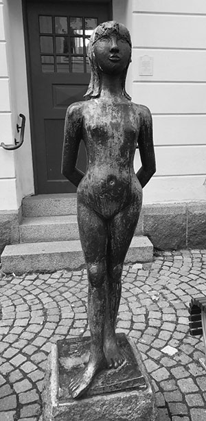 Gunnel Fribergs skulptur i Eksjö
