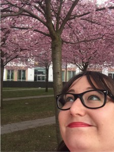 Selfie bland körsbärsträden